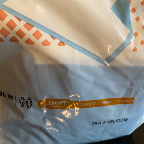 Home- Disposable UnderPads (23” x 36”) Light Absorbent Classic Plus - Picture 6 of 16